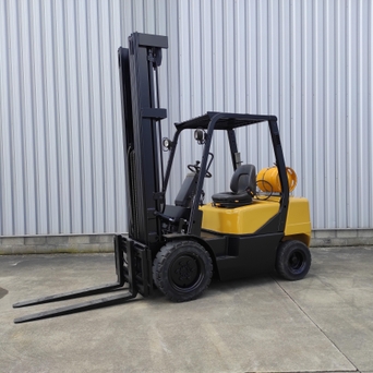 DAEWOO G30E-3 Chariot élévateur à gaz 2501230008