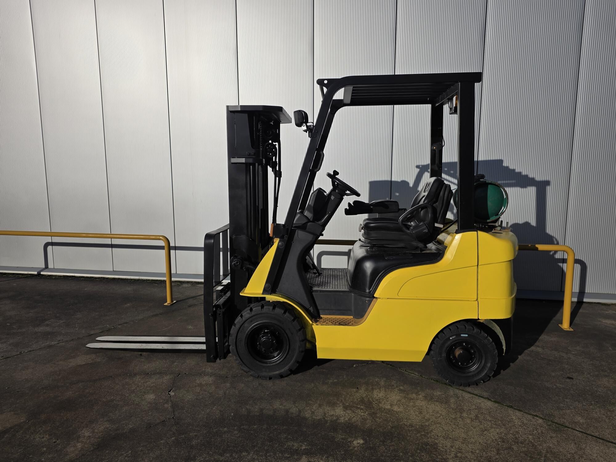 CATERPILLAR GP18NT Gas heftruck 2503110004