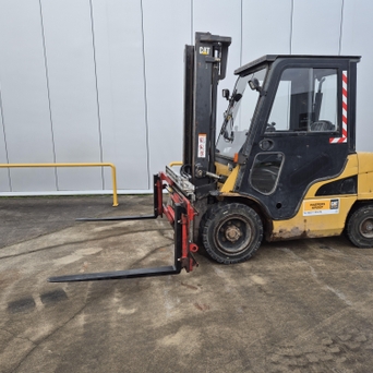 CATERPILLAR DP30N Diesel heftruck 2511250003