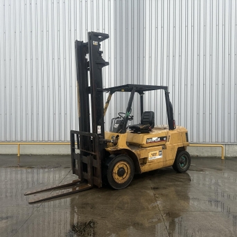 CATERPILLAR DP40 Diesel heftruck 2504170002
