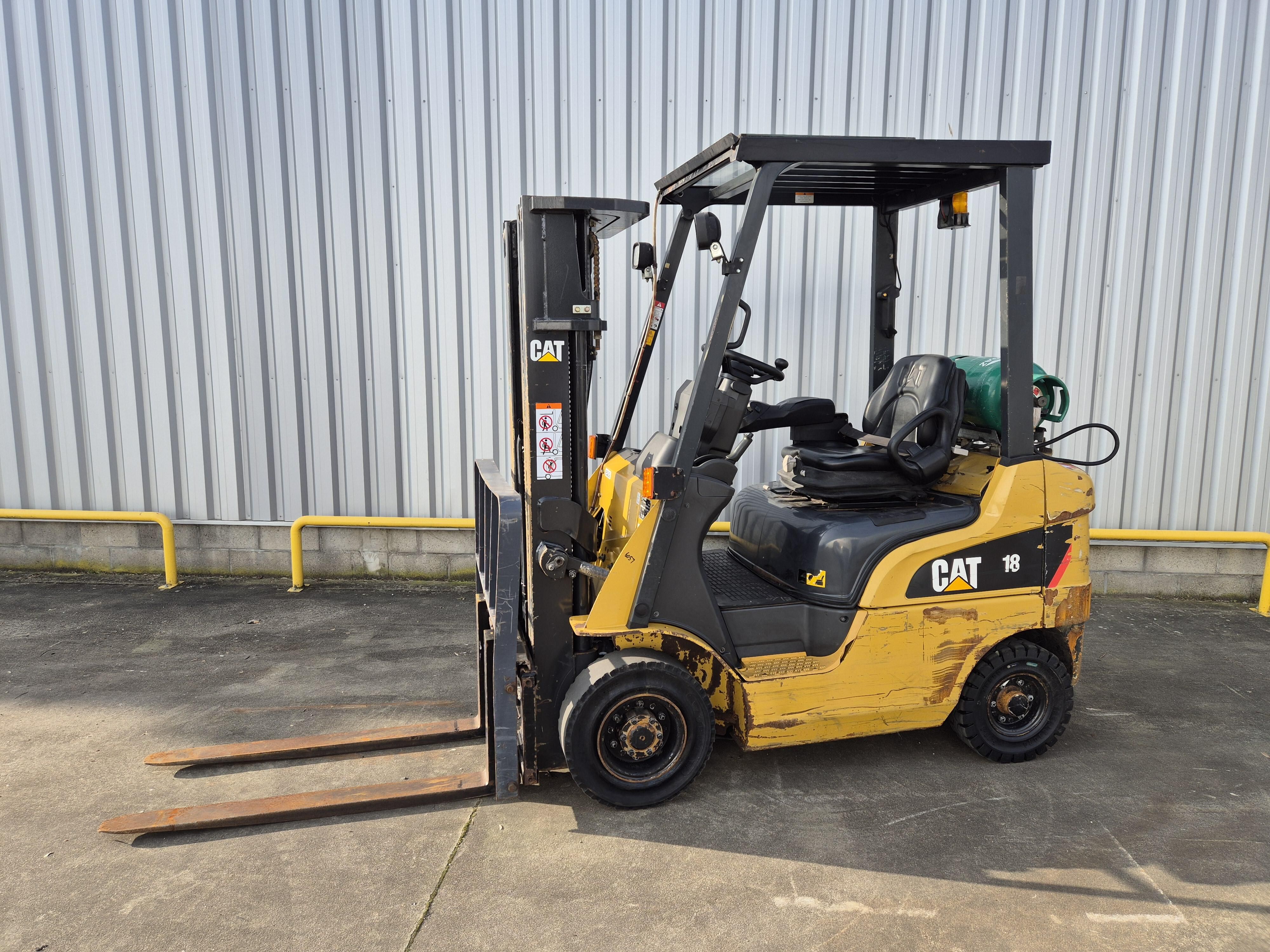 CATERPILLAR GP18NT Gas heftruck 2503110004