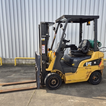 CATERPILLAR GP18NT Chariot élévateur à gaz 2503110004