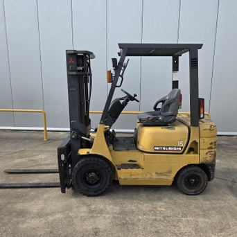MITSUBISHI FD15 Chariot élévateur diesel 2509230001