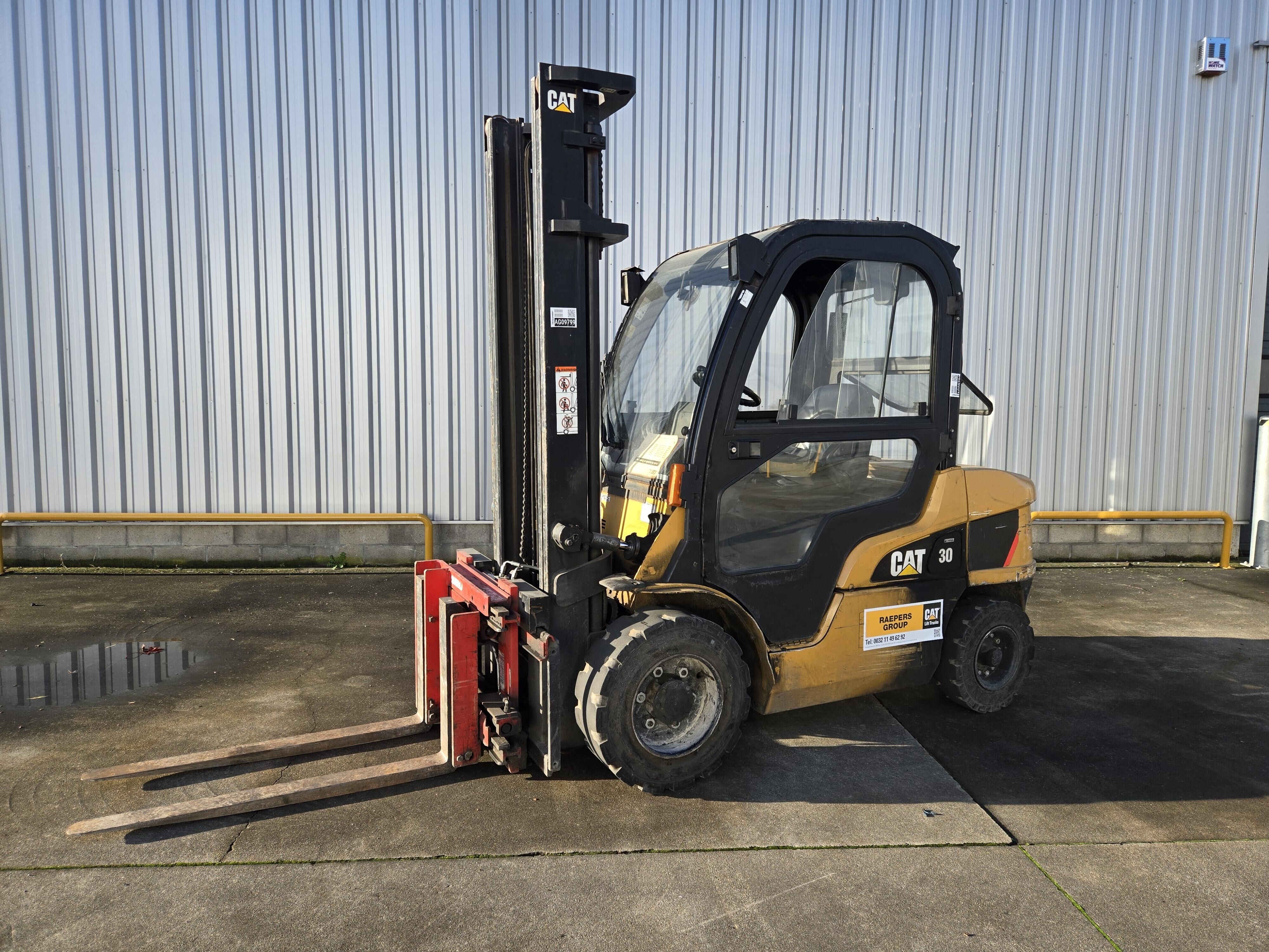 CATERPILLAR DP30N Diesel heftruck 2609160002