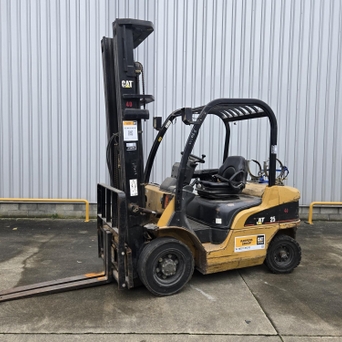 CATERPILLAR GP25N Chariot élévateur à gaz 2609160003