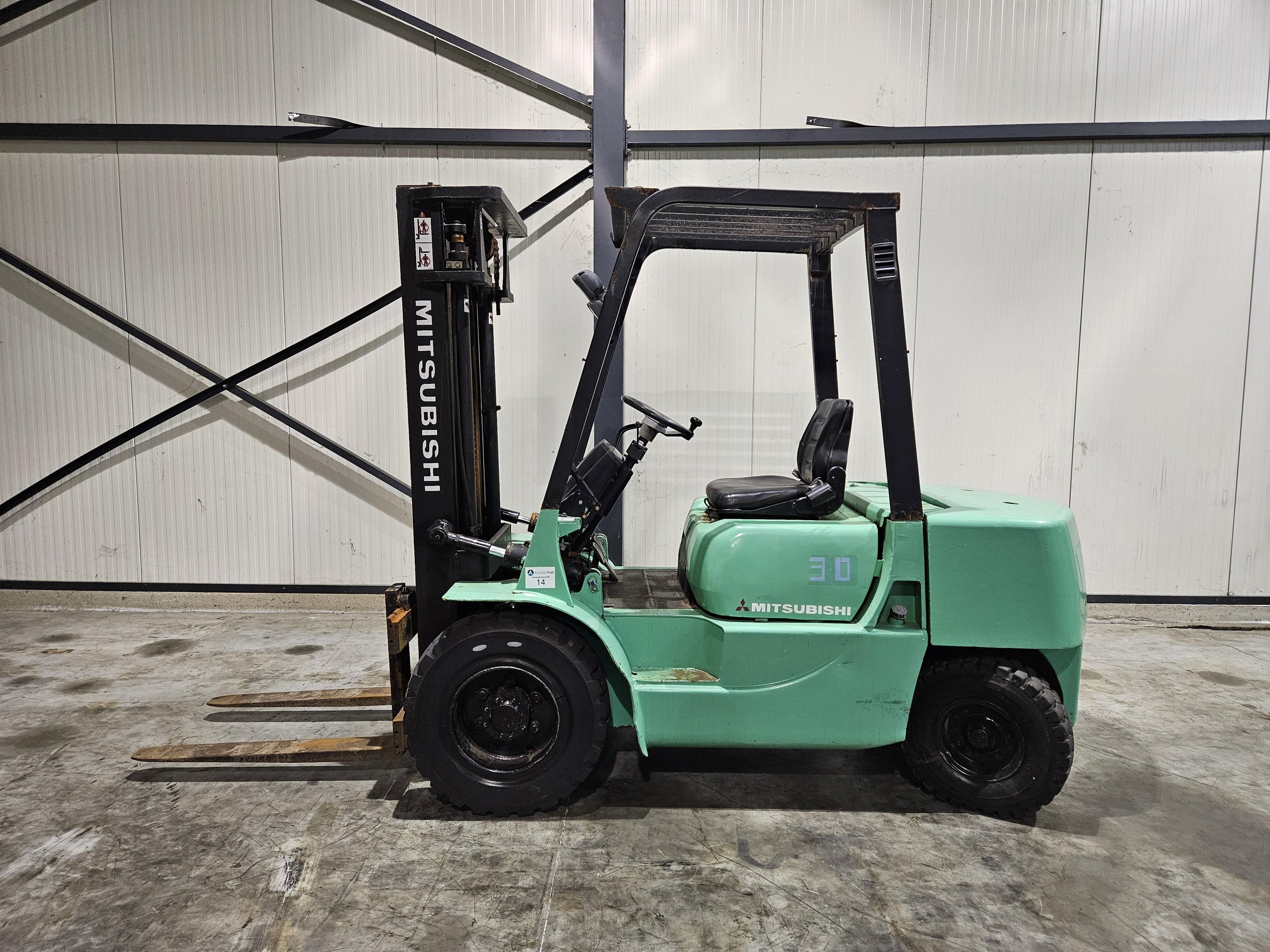 MITSUBISHI FD30 Diesel heftruck 2501230013