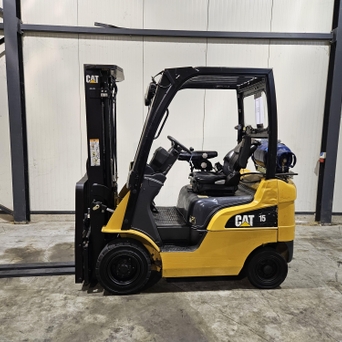CATERPILLAR GP15N Gas heftruck 2501230014