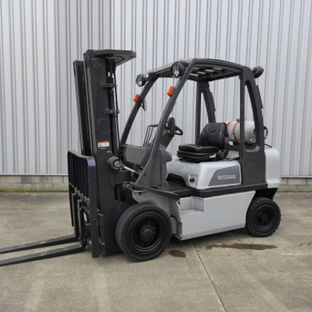 NISSAN U1D2A25LQ Gas heftruck 2507170006