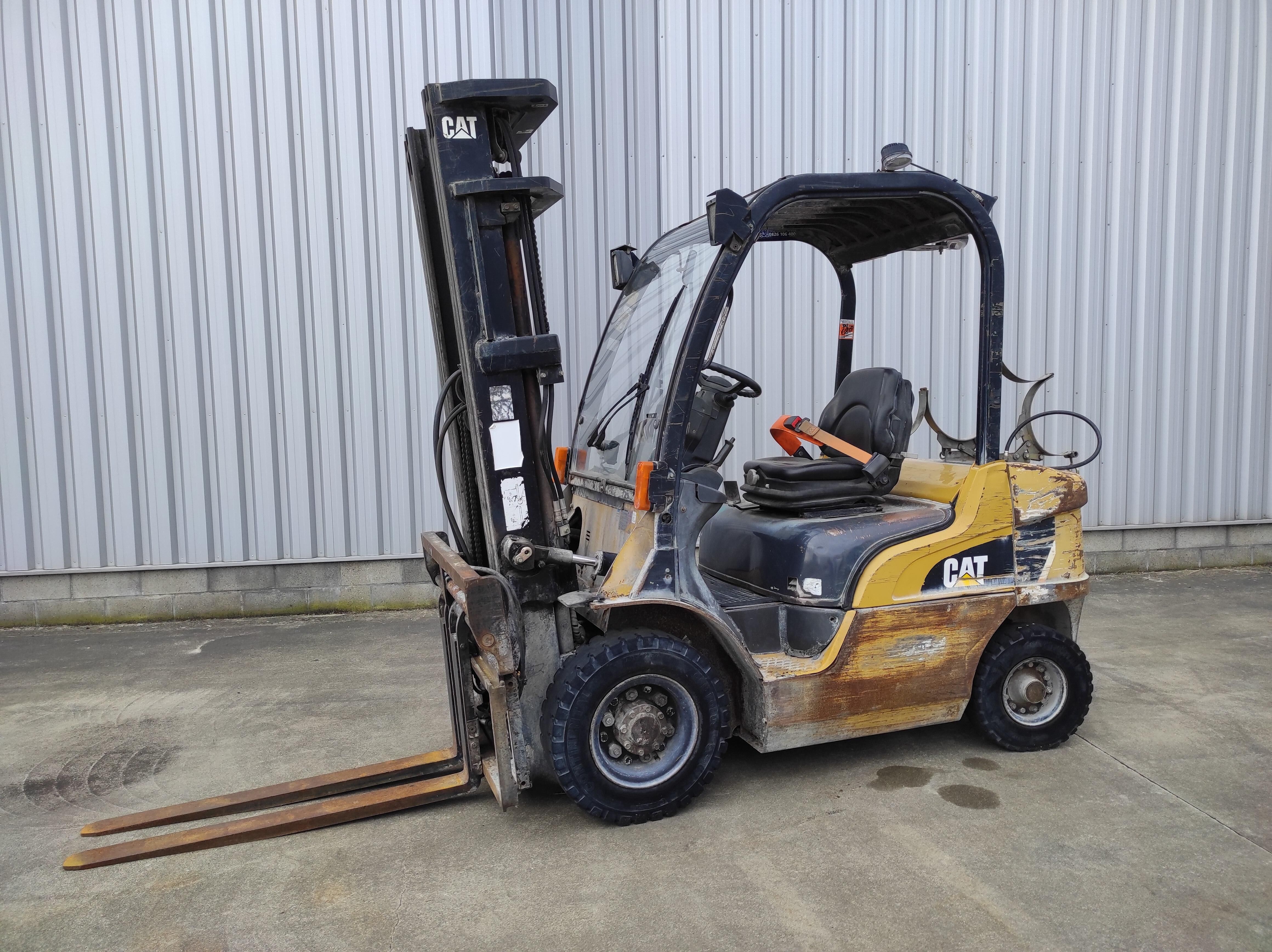 CATERPILLAR GP25N Gas heftruck 2505220003