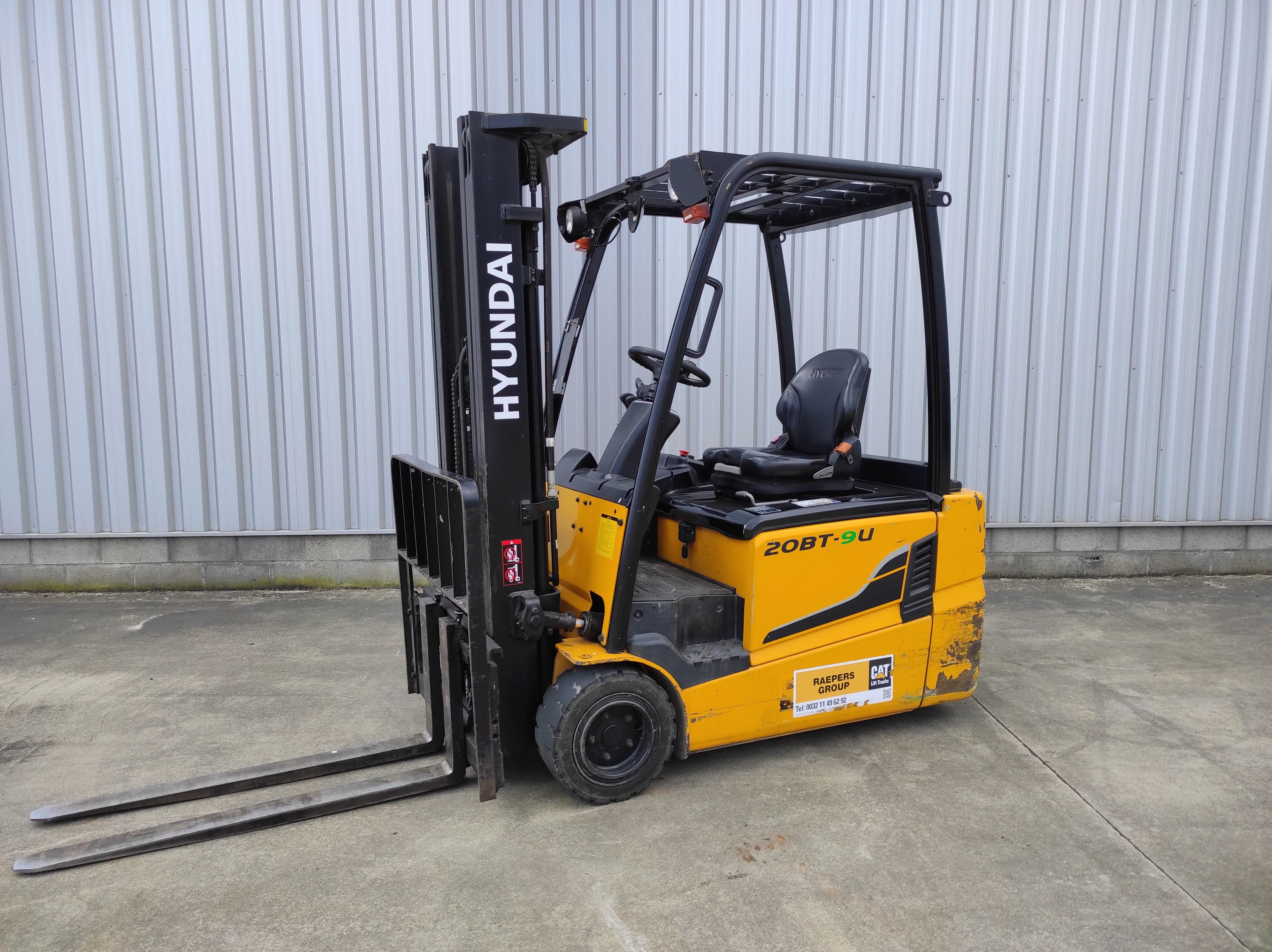 HYUNDAI 20BT-9U Chariot élévateur électrique trois roues 2508010001