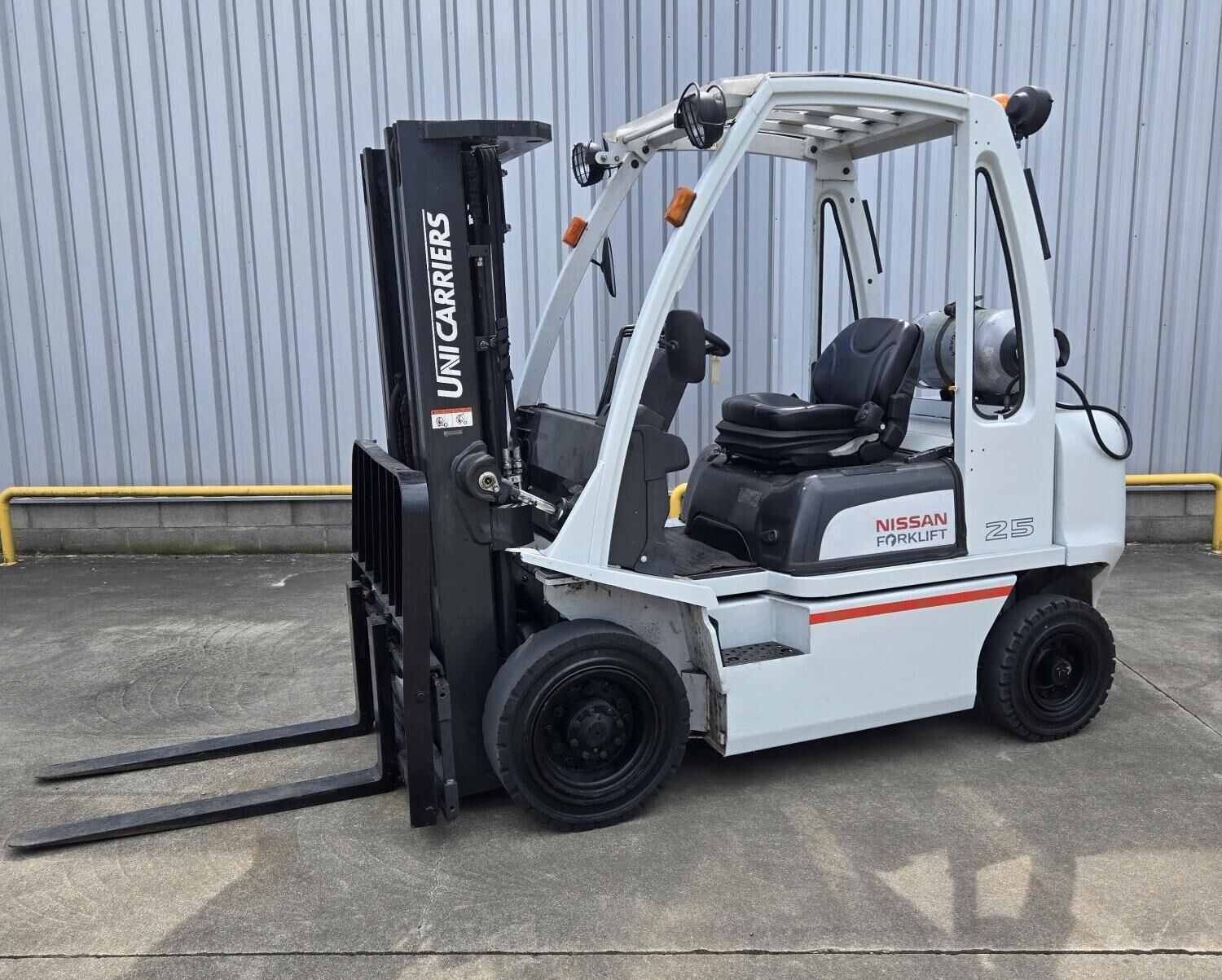 NISSAN U1D2A25LQ Gas heftruck 2507170001