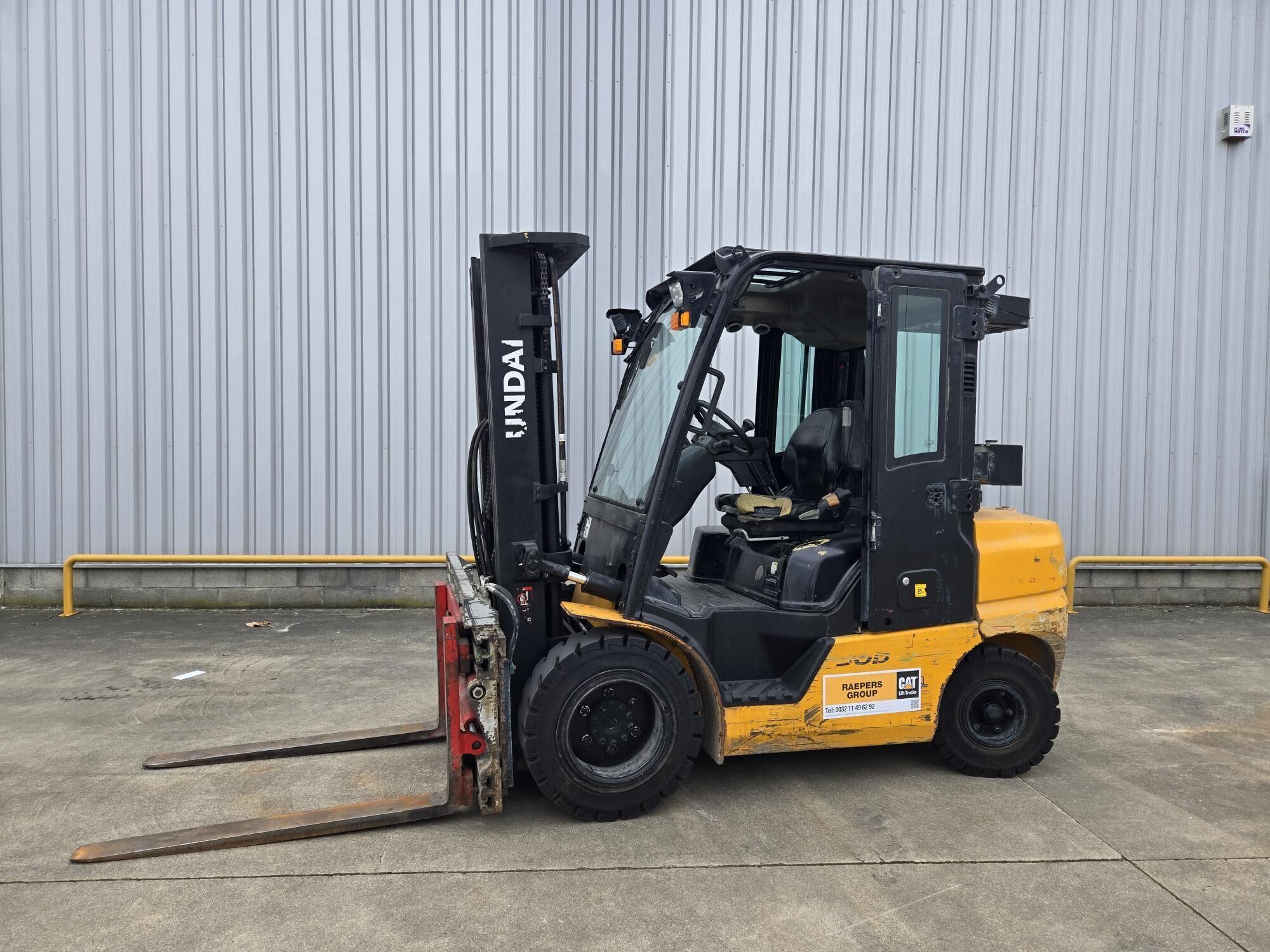 HYUNDAI 30D-9 Diesel heftruck 2506250001