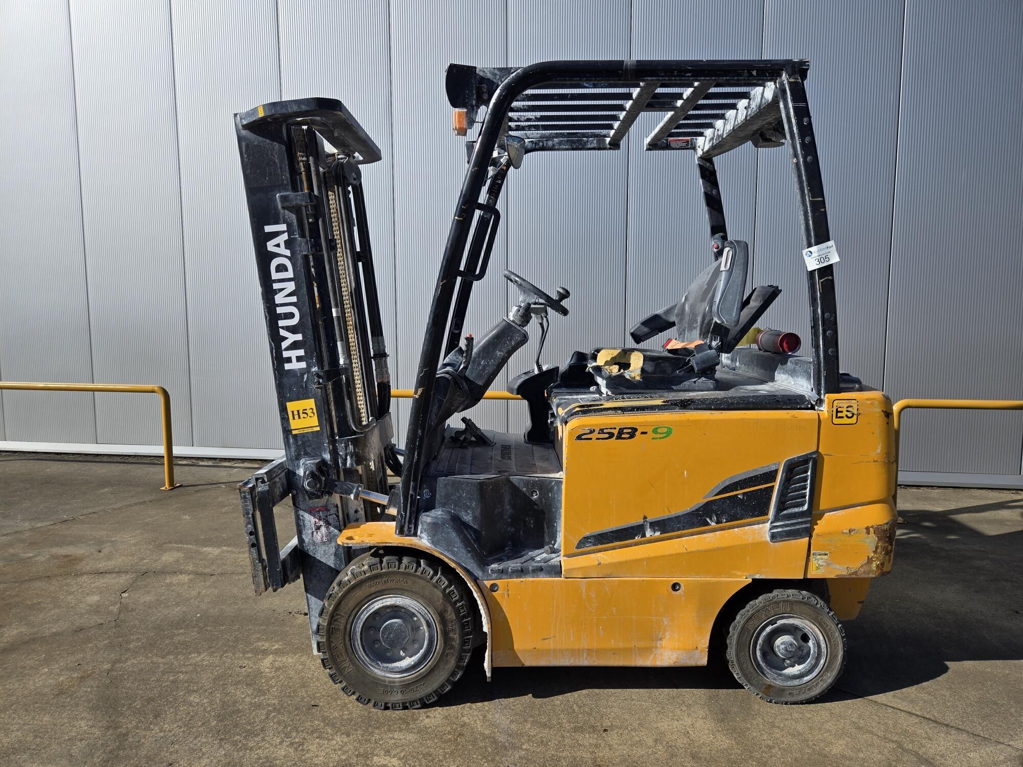 HYUNDAI 25B-9 Vier wiel elektrische heftruck 2508180001
