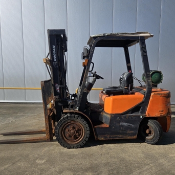 DOOSAN G30G Gas heftruck 2501230018